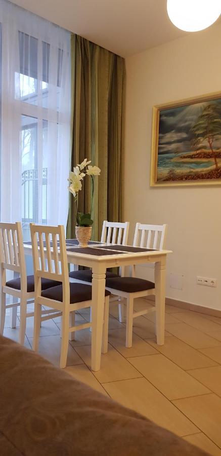 Palanga Apartaments - Mickeviciaus 8 Luaran gambar